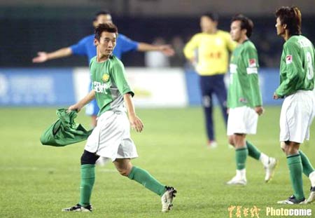 -北美联赛出现球员罢赛事件，引发争议