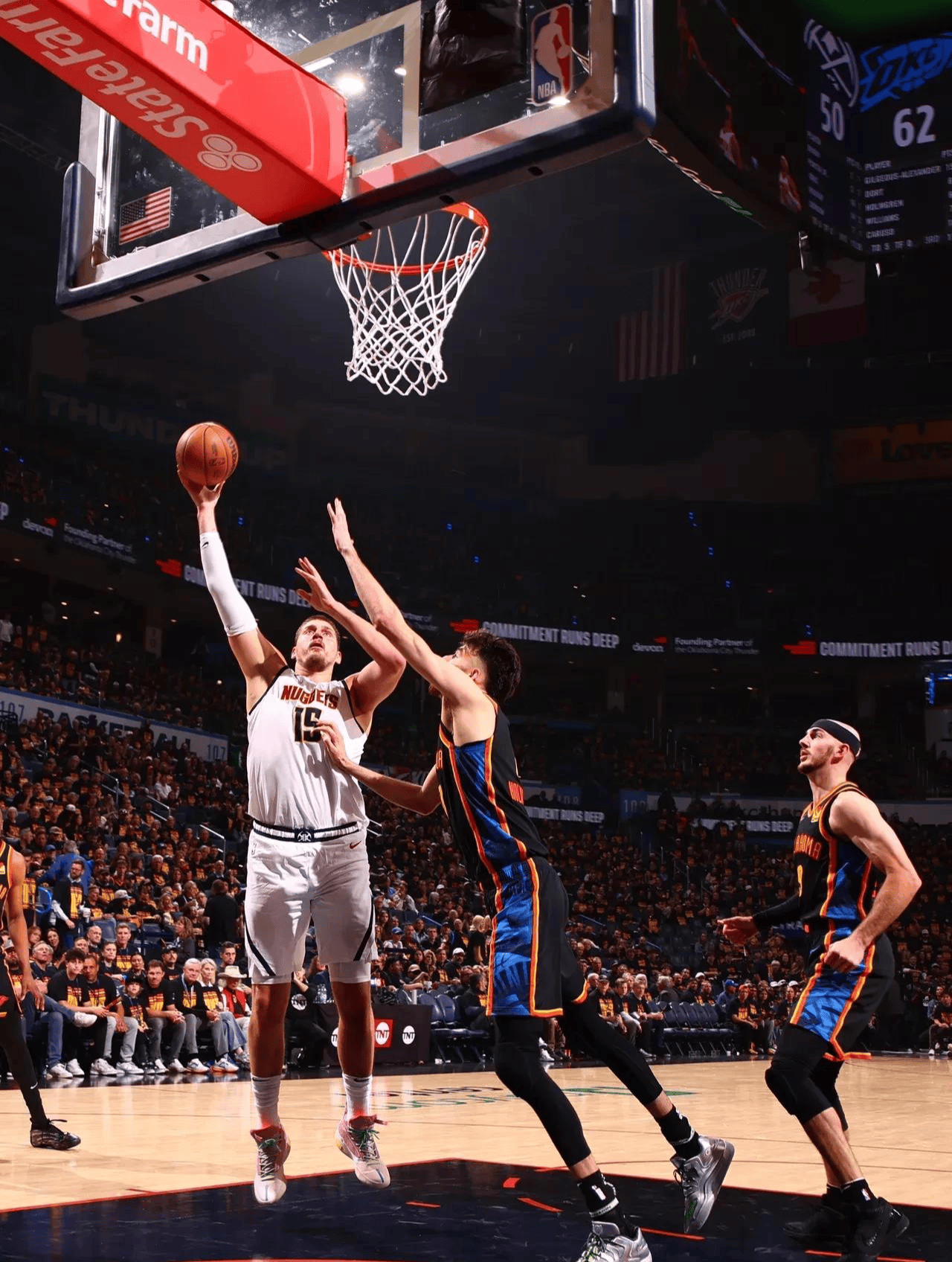 包含雷霆三连胜,保罗砍下++助攻的词条 包含雷霆三连胜,保罗砍下++助攻的词条