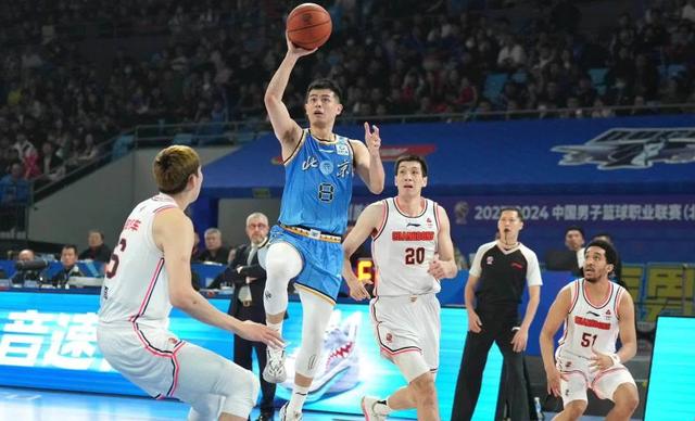 -关于贵州男篮逆风上扬，勇夺胜利的信息