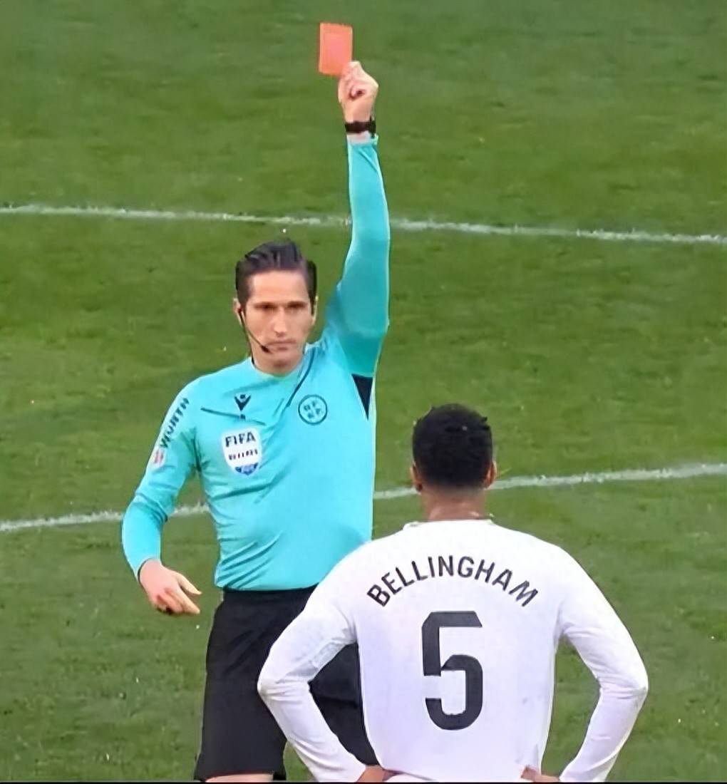 关于欧国杯比赛争议不断,裁判表现备受质疑的信息 关于欧国杯比赛争议不断,裁判表现备受质疑的信息