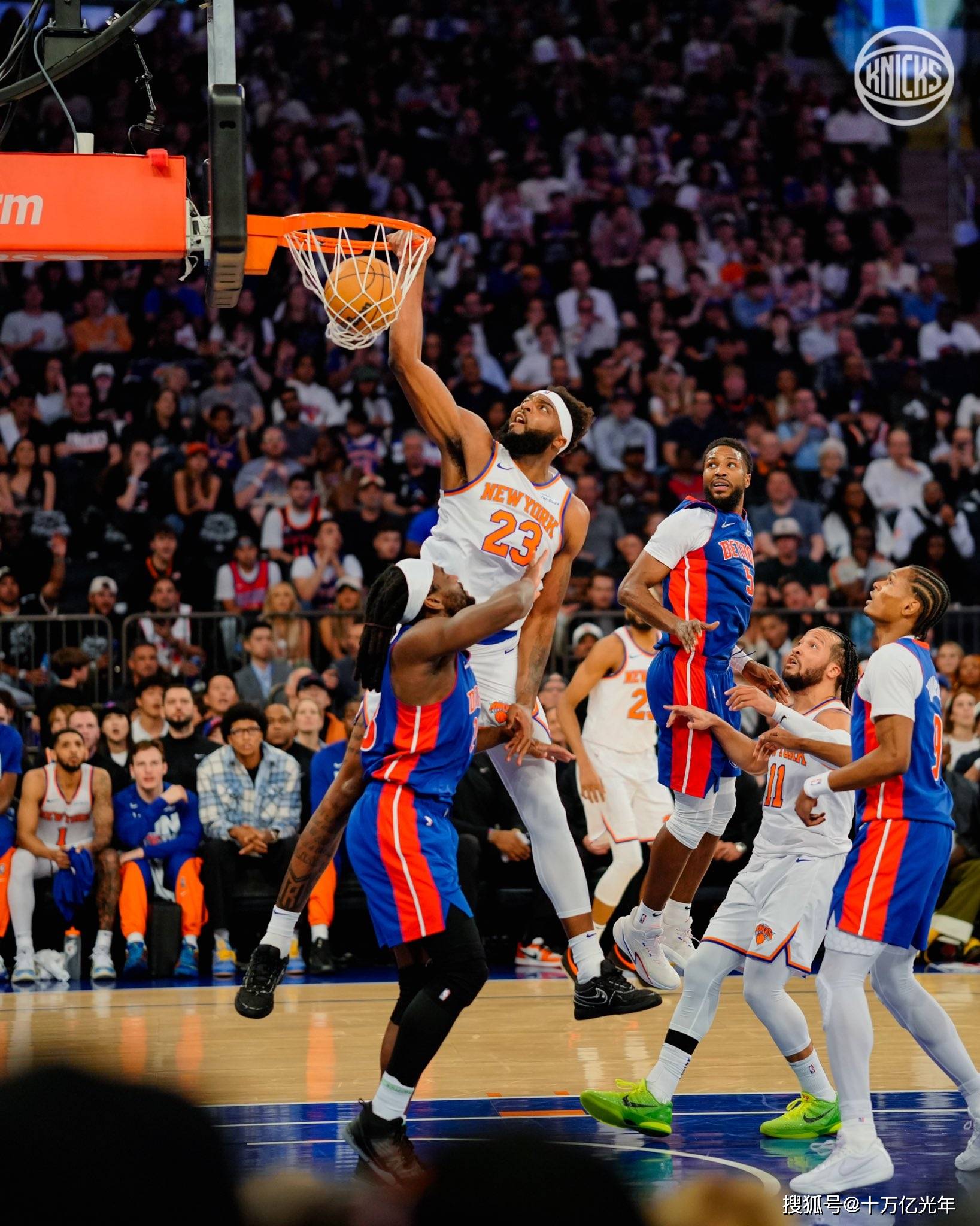 FB体育娱乐-热火击败尼克斯，实现逆转胜利