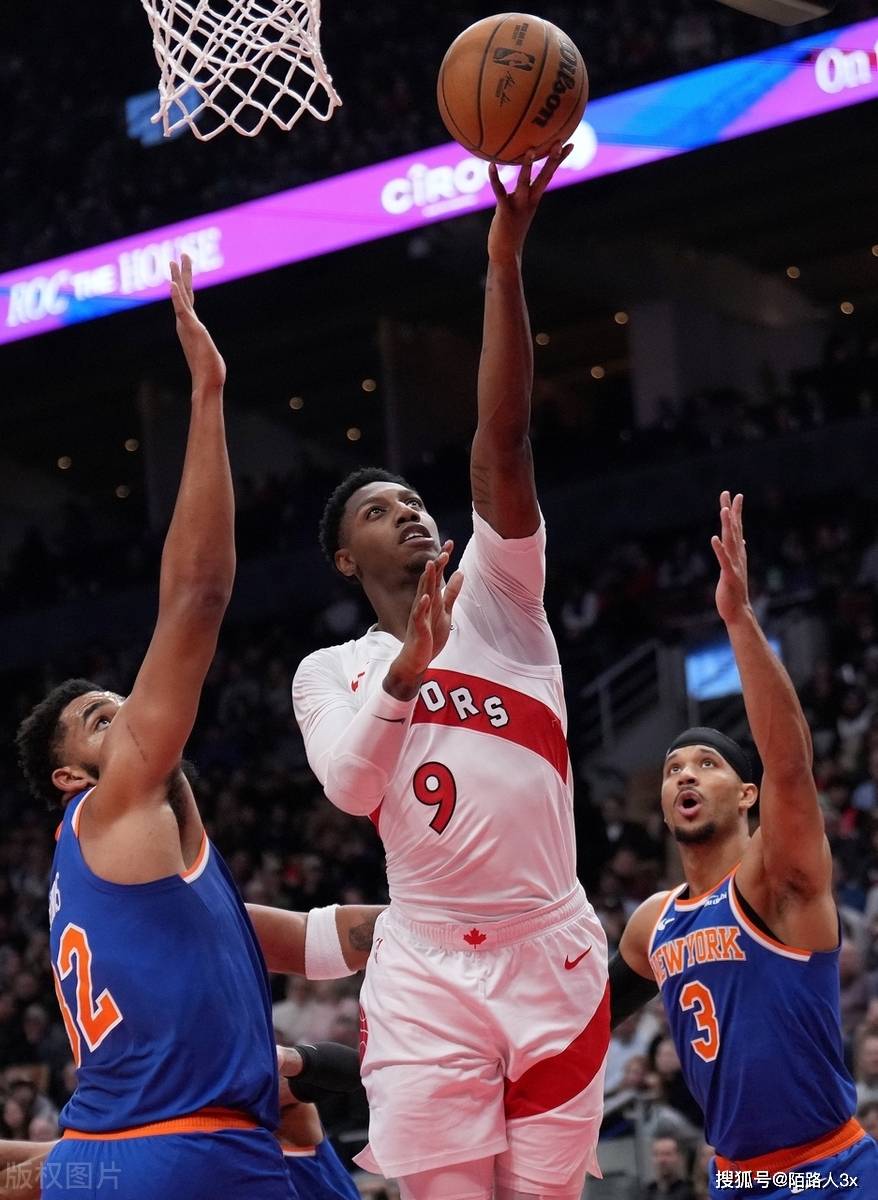 猛龙击败尼克斯，重返东部前四