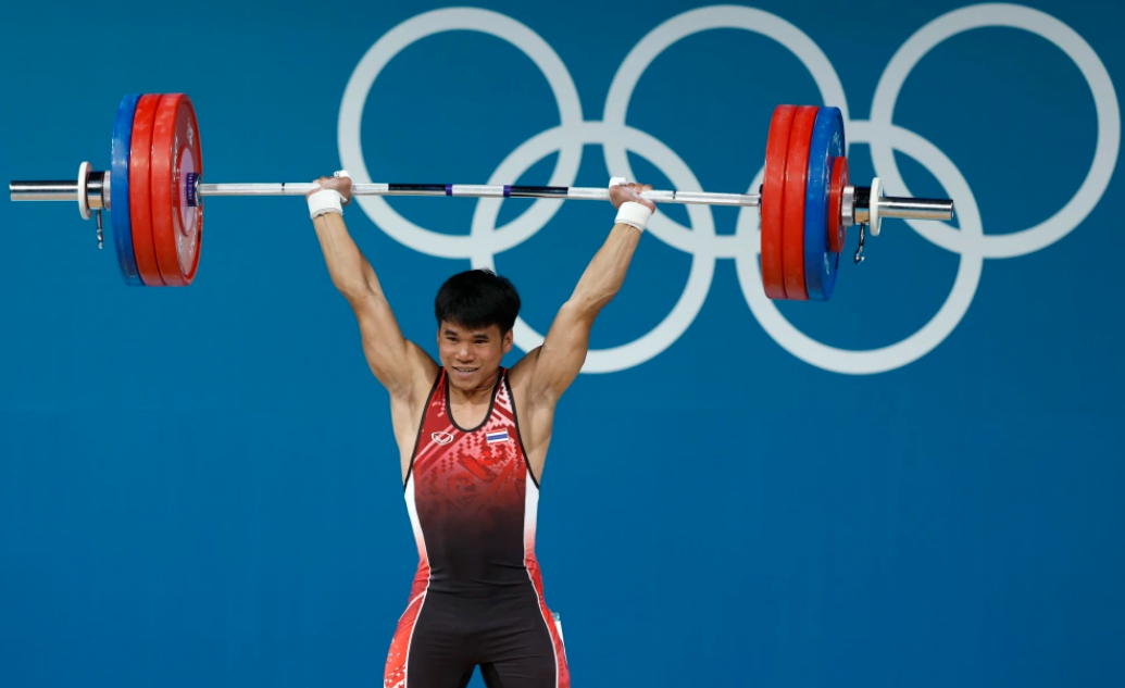 FB体育官网-泰国运动员在举重比赛中实现突破