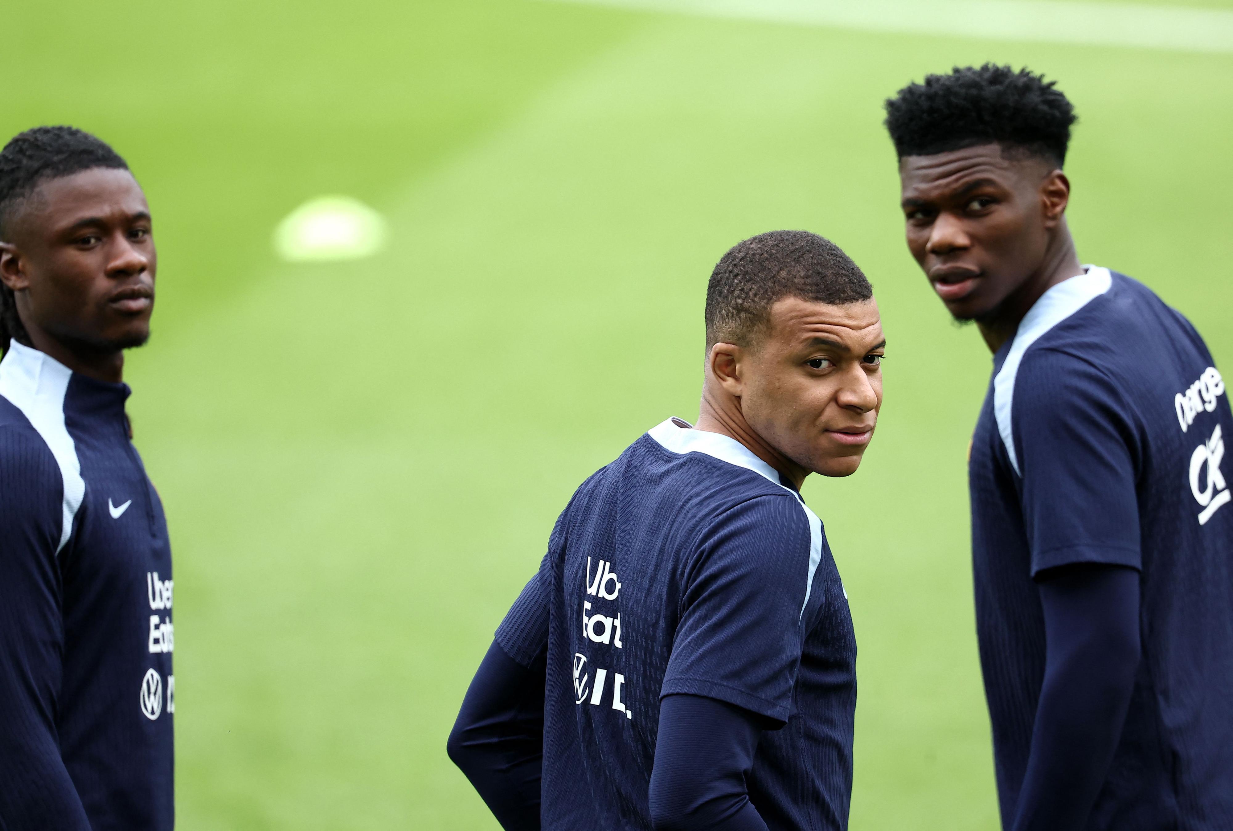 法国国家队实力强劲，成功进入欧洲杯四强