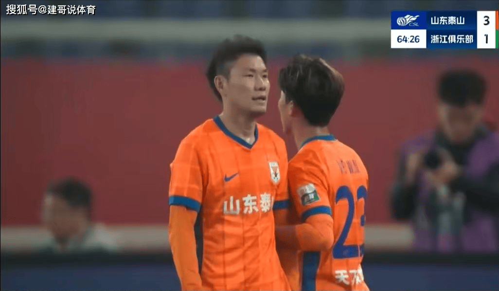 里尔前锋寻找机会,期待在下一场进球 里尔前锋寻找机会,期待在下一场进球