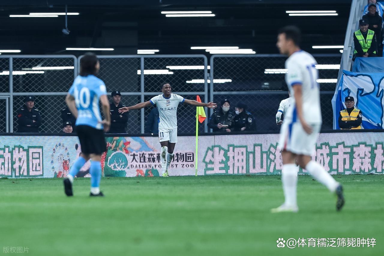 申花球员伤病不断,战术整体难以稳健 申花球员伤病不断,战术整体难以稳健