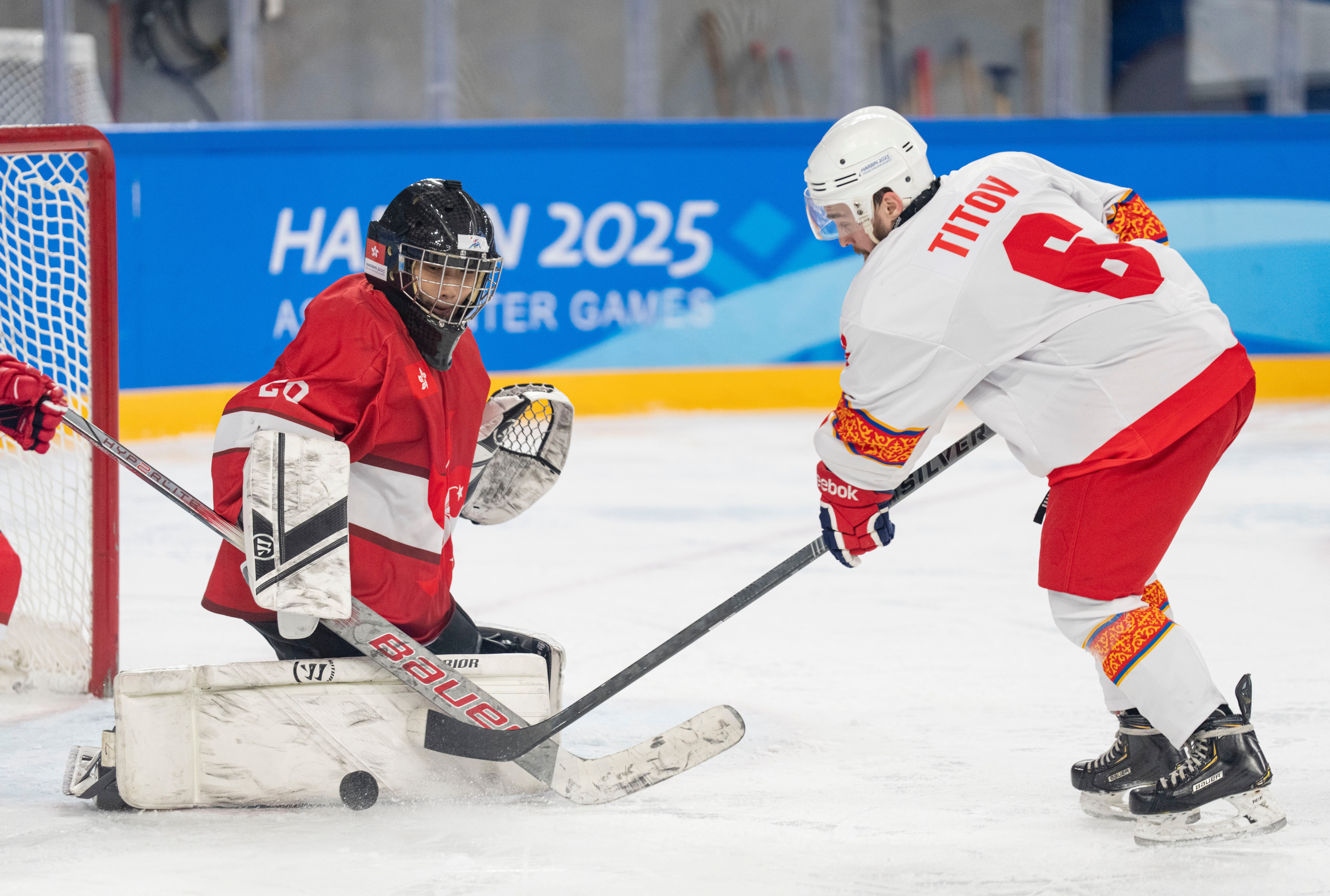 吉尔吉斯斯坦选手备战热身赛