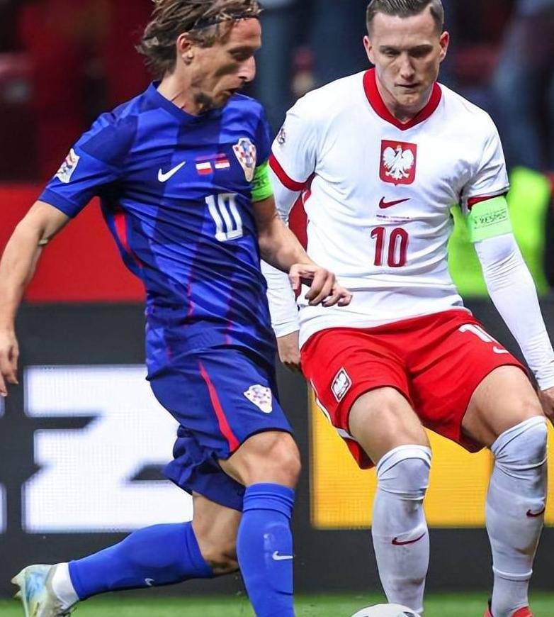 欧洲篮球联赛：波兰队完胜瑞士晋级十六强