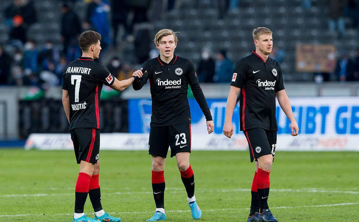 斯图加特客场取得胜利,喜迎好消息 斯图加特客场取得胜利,喜迎好消息