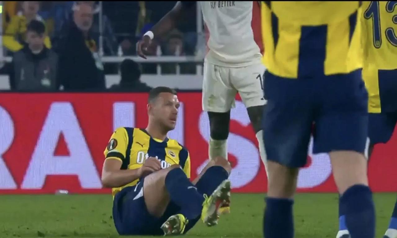 卡利亚里客场被莱切战平，遭遇阻击