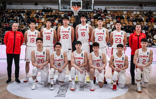 -亚洲男篮挑战赛：中国男篮零封新加坡