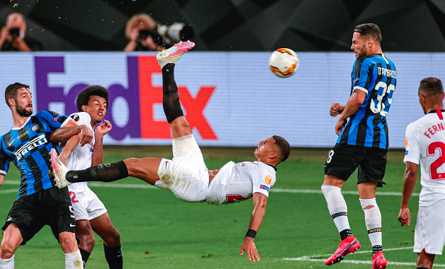 萨斯如愿击败塞维利亚,取得胜利 萨斯如愿击败塞维利亚,取得胜利