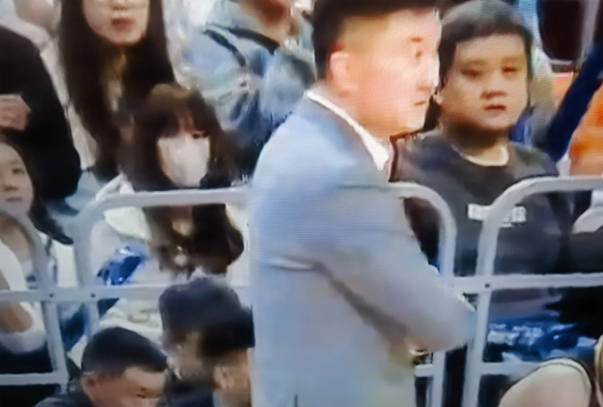 广东队主场负于山东,遭遇连败 广东队主场负于山东,遭遇连败