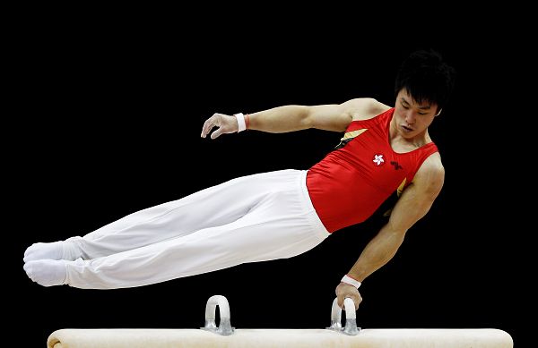 包含体操比赛英国队斩获男团冠军的词条