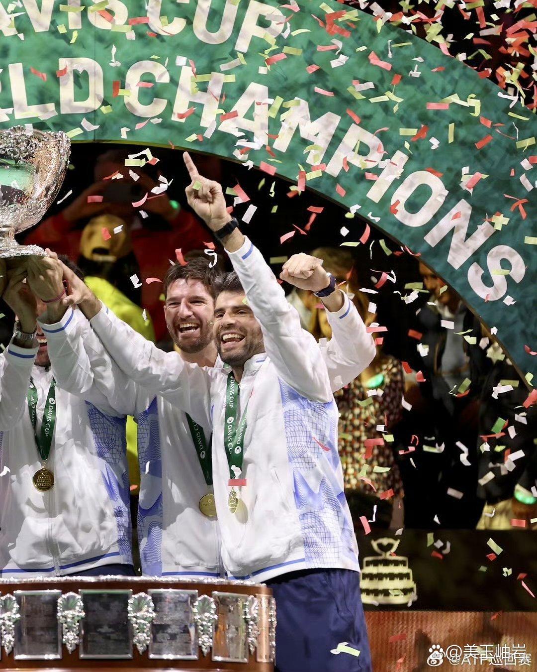 关于球队阵容调整,马拉加攻势更加凶猛的信息 关于球队阵容调整,马拉加攻势更加凶猛的信息