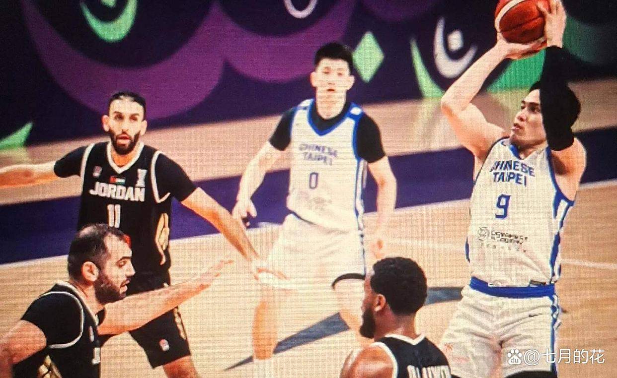 亚洲杯男子篮球盛事:韩国男篮客场胜菲律宾队进入八强的简单介绍