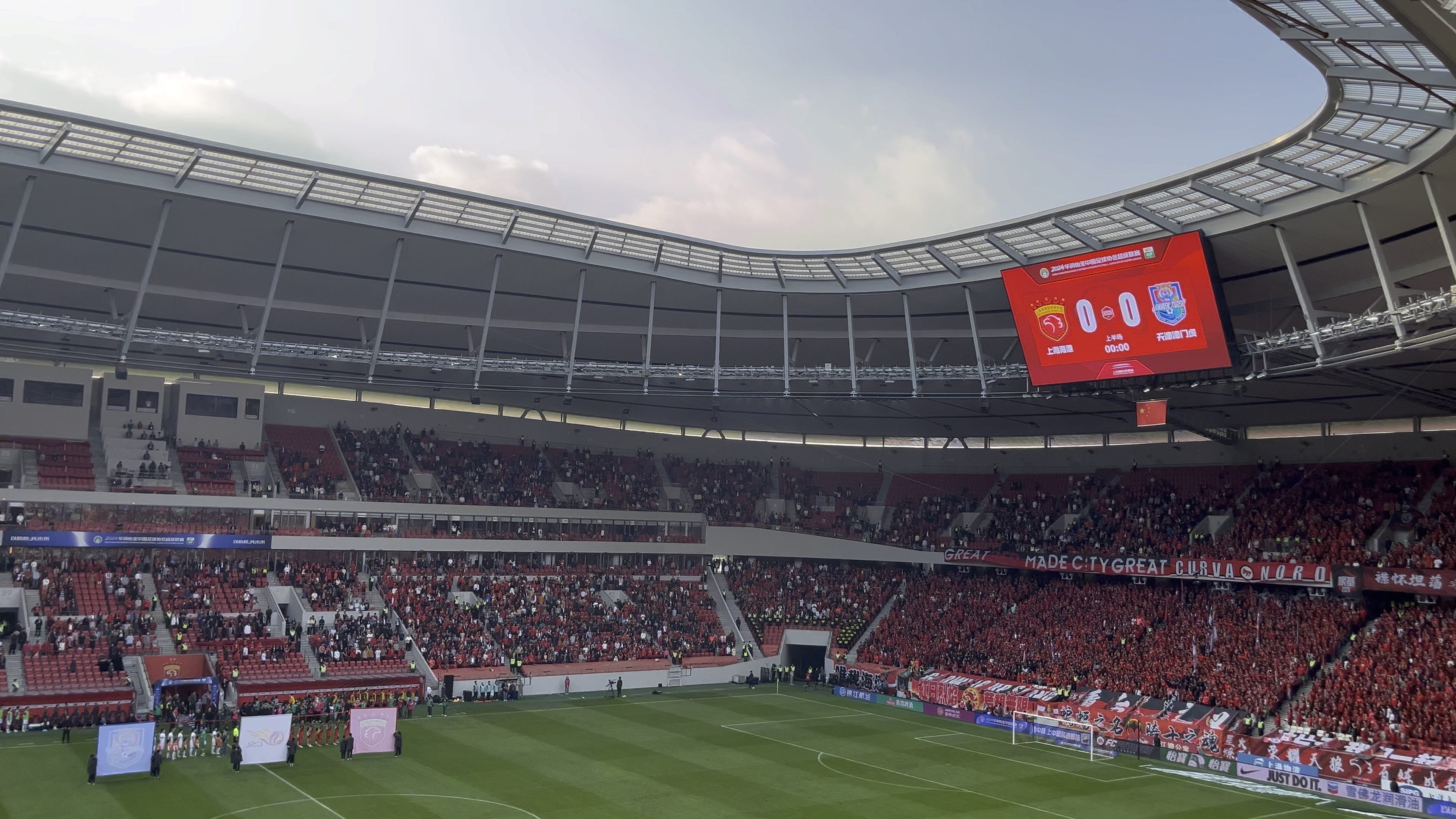 FB体育下载-天津泰达惊险取胜，晋级淘汰赛