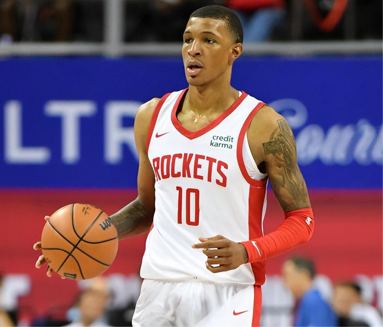 马刺队球员间传球流畅战绩持续上升