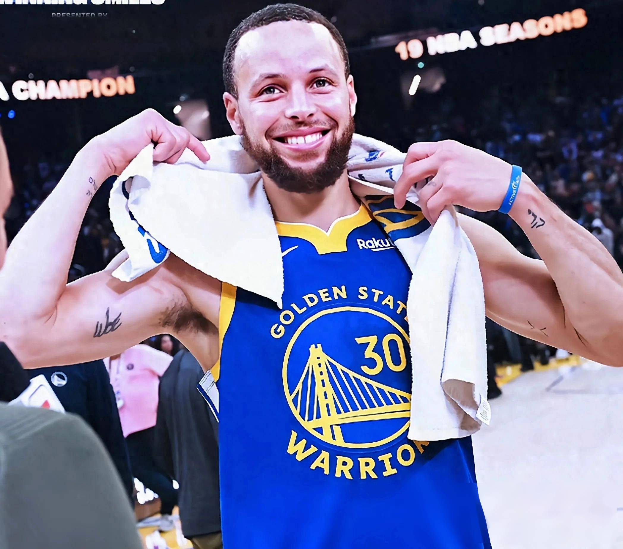 勇士大胜76人，斩获胜利