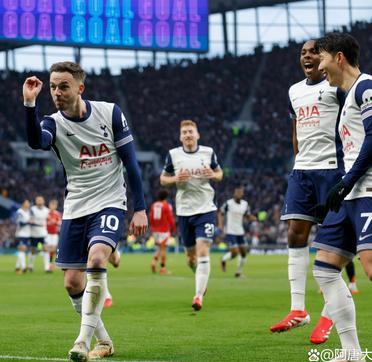 曼联在英超联赛中击败托特纳姆,迎来三连胜 曼联在英超联赛中击败托特纳姆,迎来三连胜