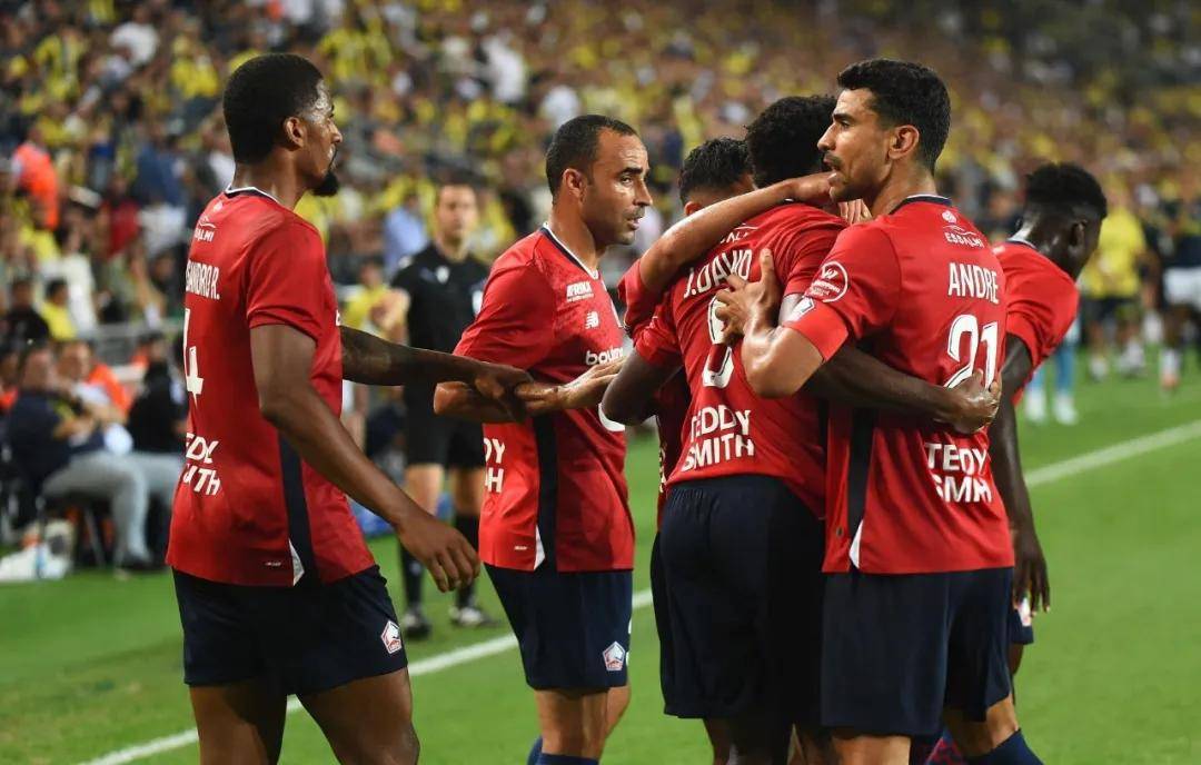 巴黎圣日尔曼惜败里尔失去连胜金身