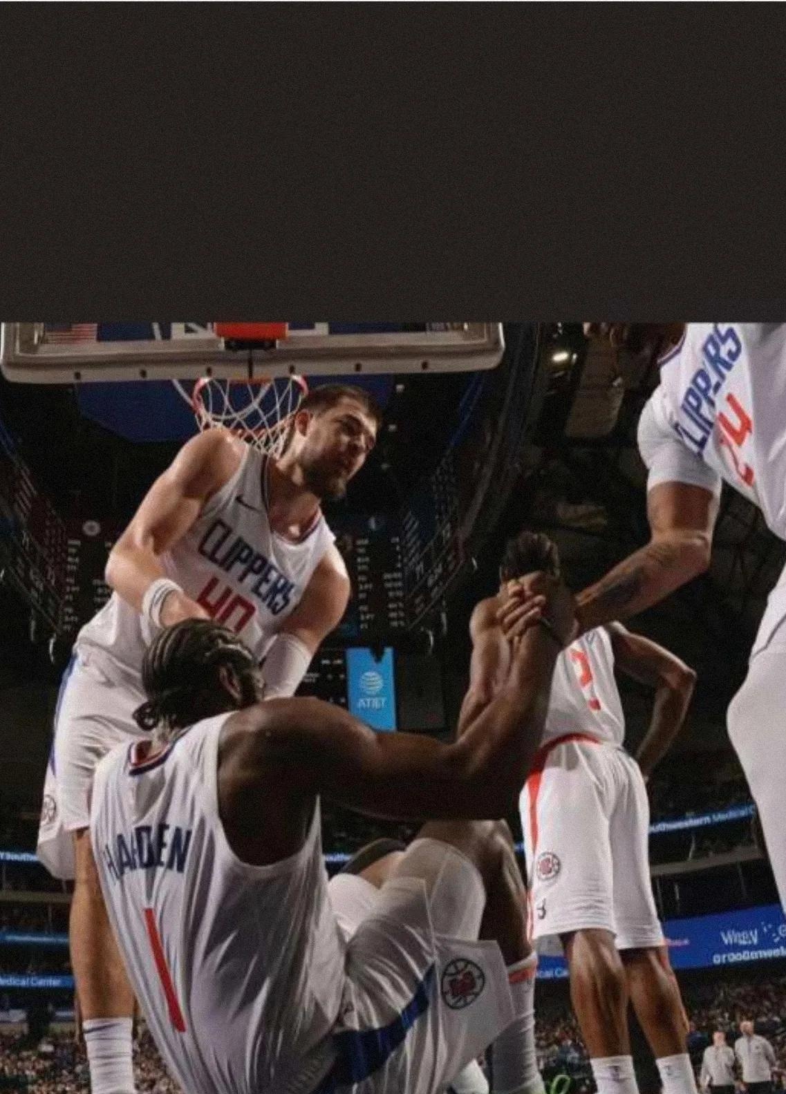 火箭擒马刺，哈登绝地反击