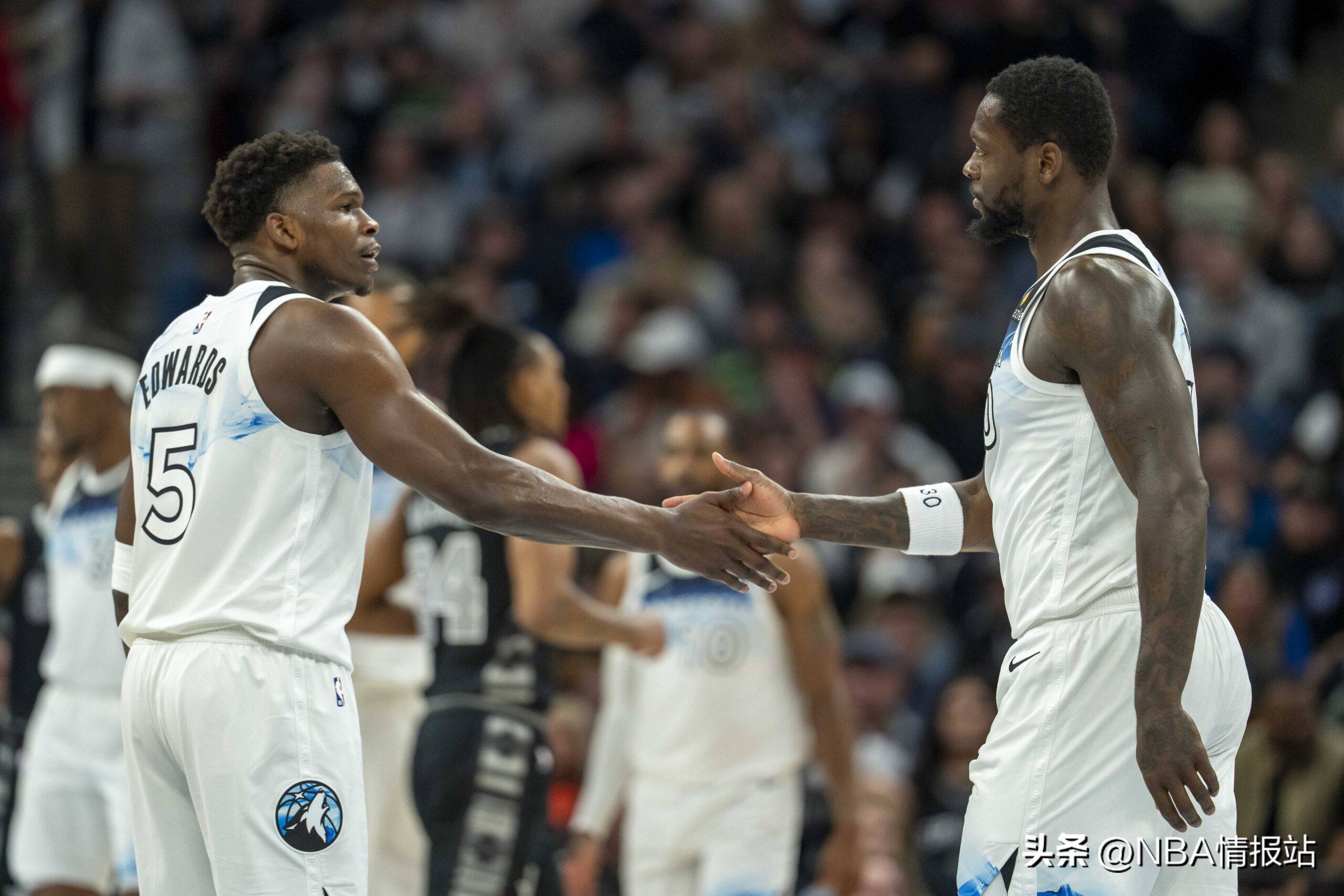 森林狼再胜勇士,爆冷逆转对手。 森林狼再胜勇士,爆冷逆转对手。