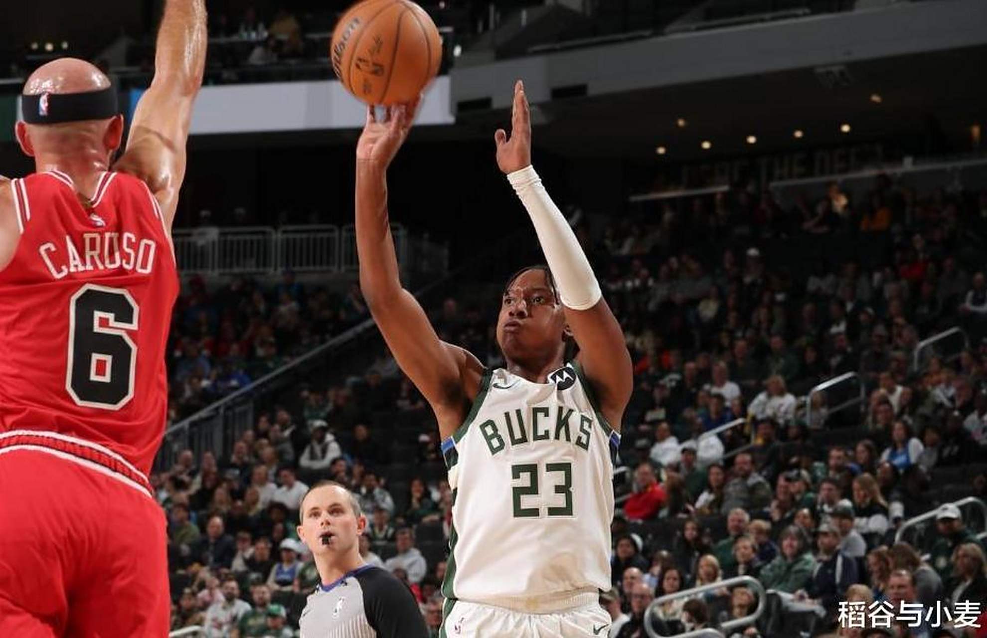 雄鹿大胜开拓者,取得NBA季前赛完美战绩 雄鹿大胜开拓者,取得NBA季前赛完美战绩