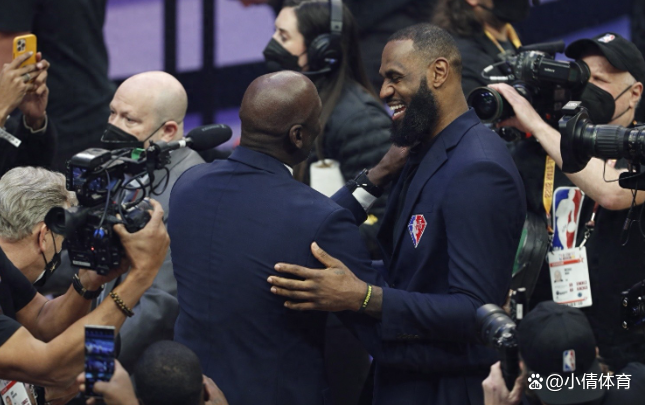 FB体育在线-灰熊不敌湖人，詹皇狂砍42分