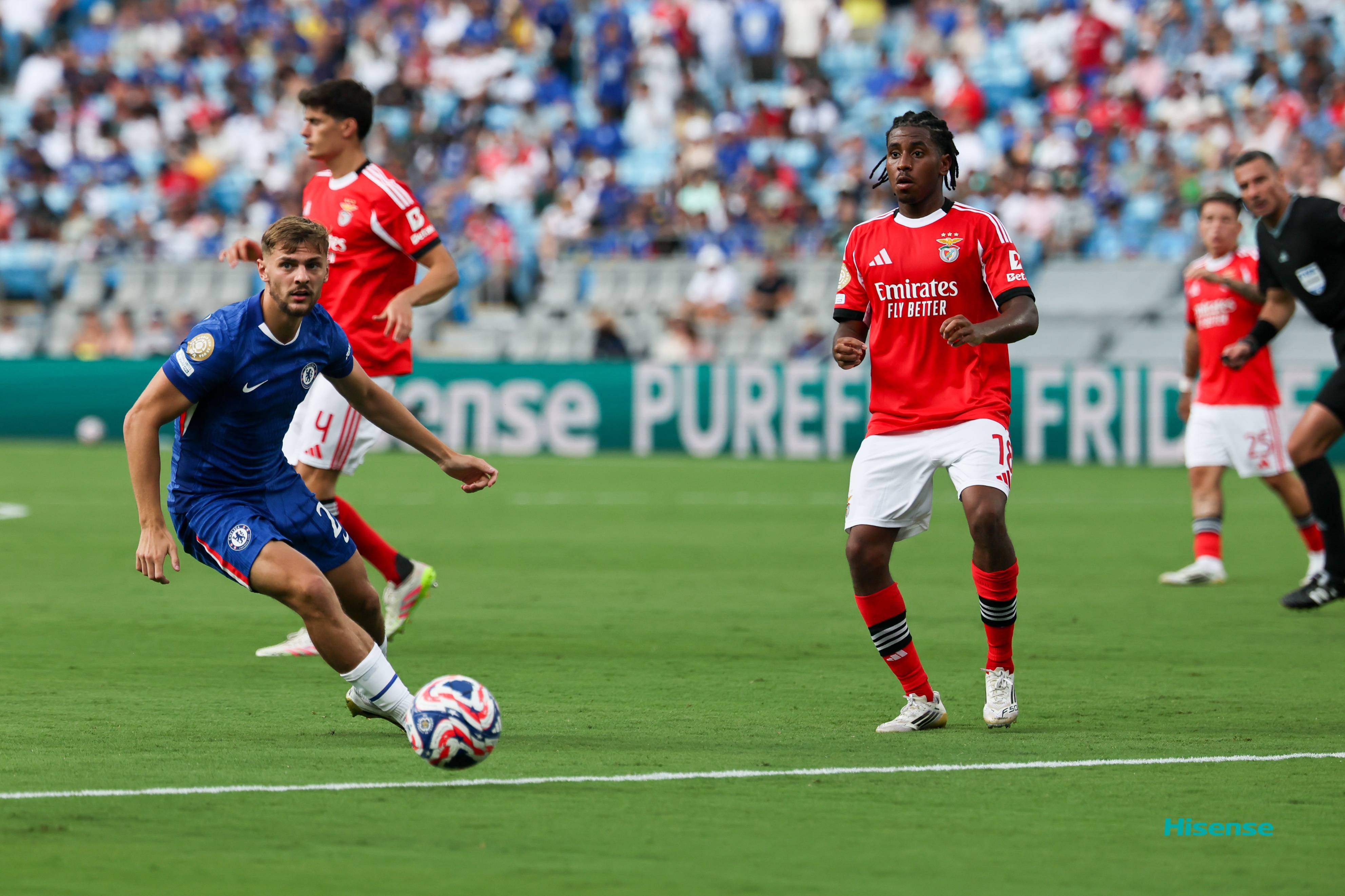 切尔西逆袭淘汰对手，晋级欧冠八强